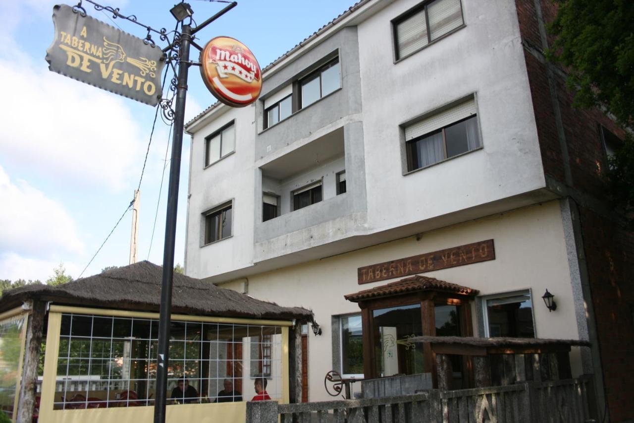 Hotel A Taberna De Vento Lalín Exteriér fotografie